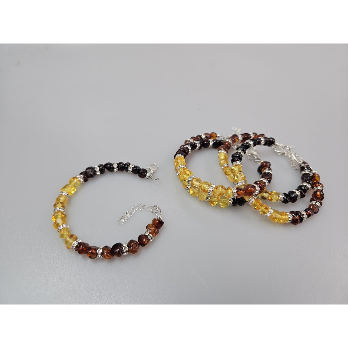 Bracciale con pietra preziosa d'ambra, regalo souvenir, bracciale portafortuna