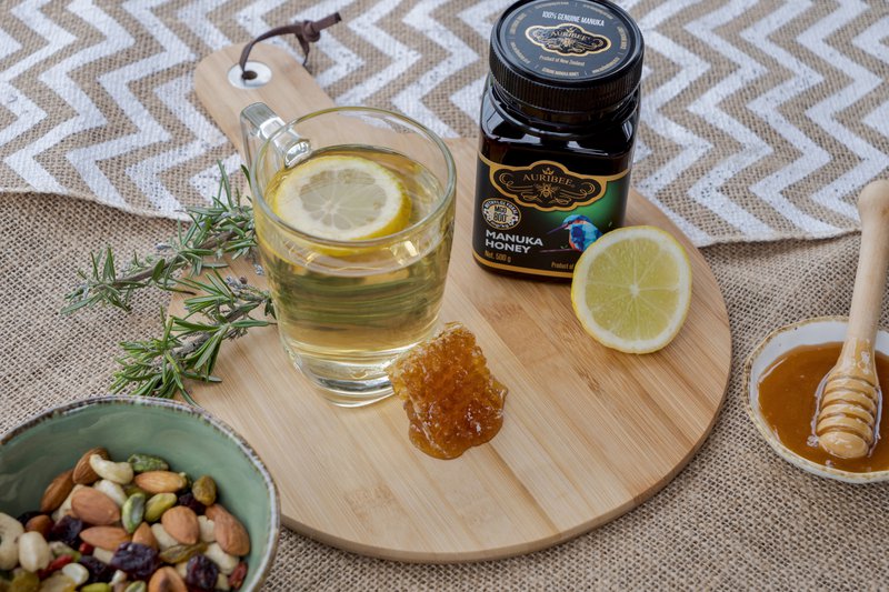 100 % ren, rå Manuka honning MGO 800+ (250 gram)