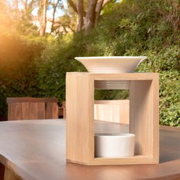 Quemador de perfume Serie Naturea - Arina - Quemador de cera perfumada - Difusor de aceites esenciales y fragancias para el hogar - Portavelas de aromaterapia de bambú y cerámica
