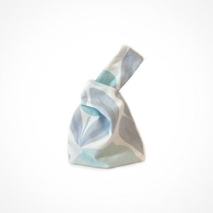 Aqua Japanese Knot Wrist Bag von Laura Ashley Design