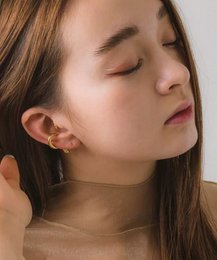 Petite manchette d’oreille à ligne géométrique - Une pièce