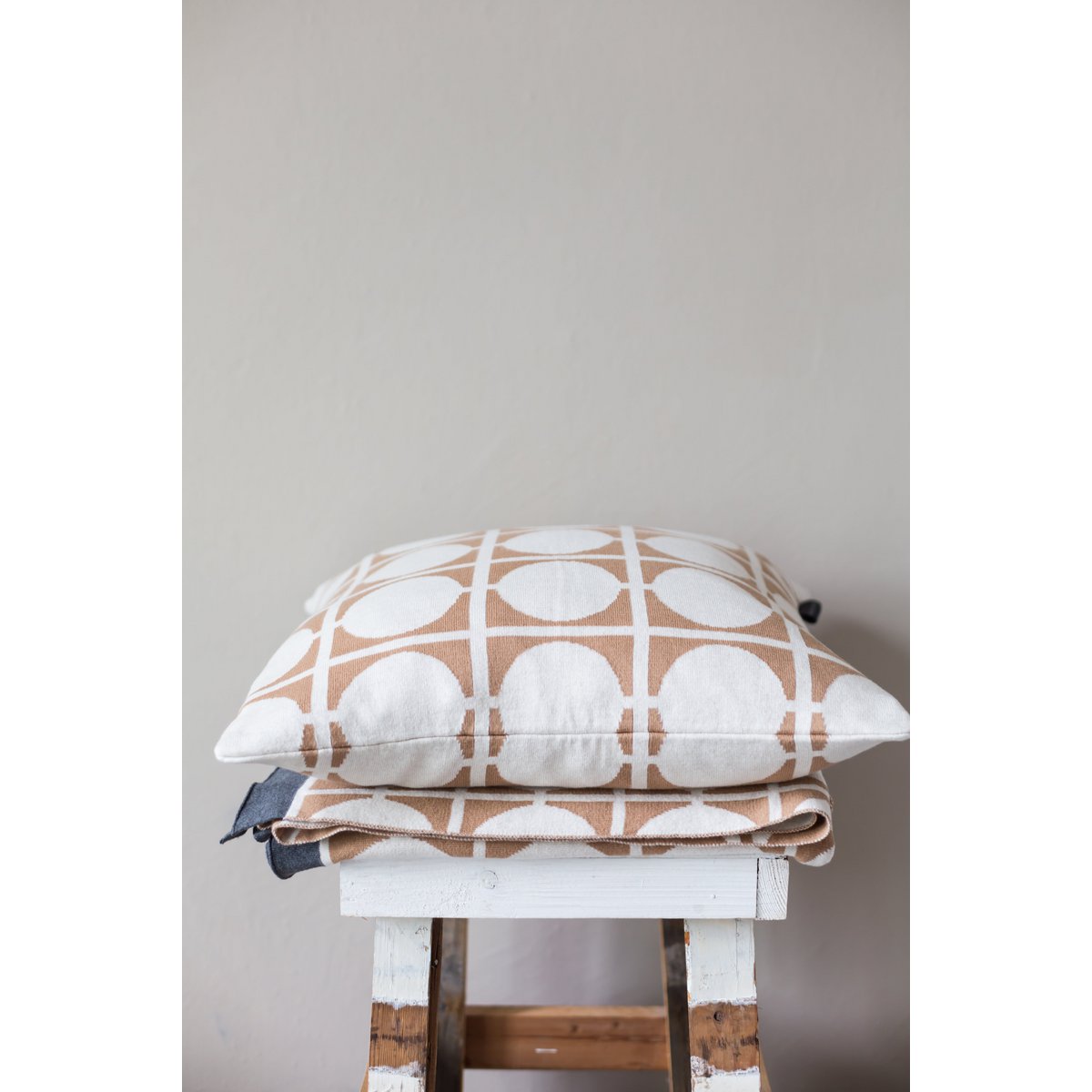 Don Pillow-Cover Brown, Soft Jacquard Cotton Knit