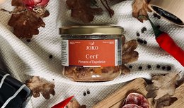 A savory deer terrine with AOP espelette pepper, a flavorful condiment made from a specialty pepper grown in the Basque region of France.