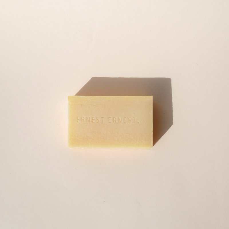FIG - Solid face cleanser with prickly pear