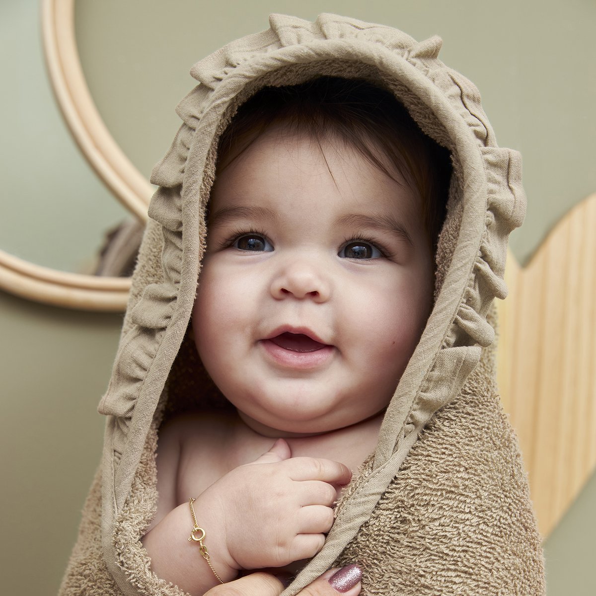 Bath cape terry cloth Ruffle Taupe
