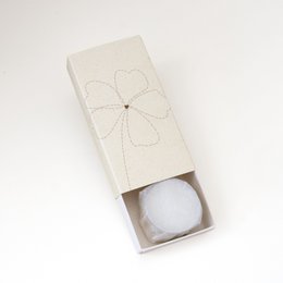 Light in a box bloem