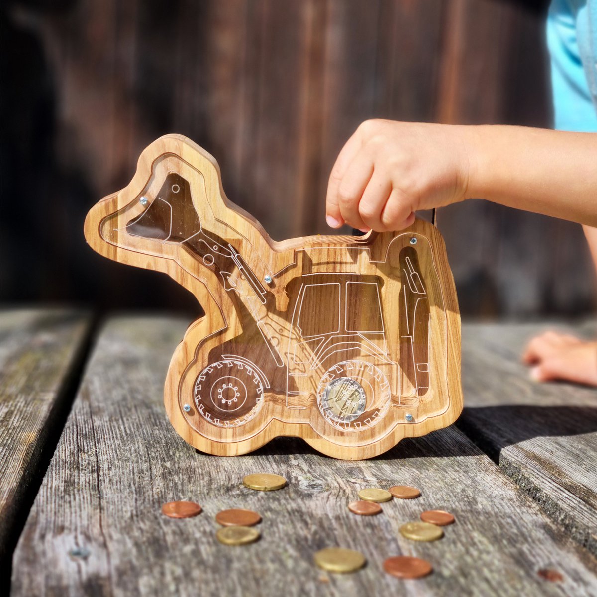 Wooden Piggy Bank Tractor (M/L, 3 farver)