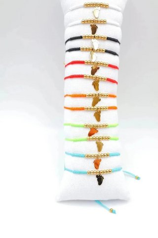 Veel sieraden met display