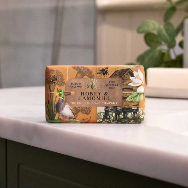 ENGLISH SOAP C° 190g zeep - Honey & Camomile