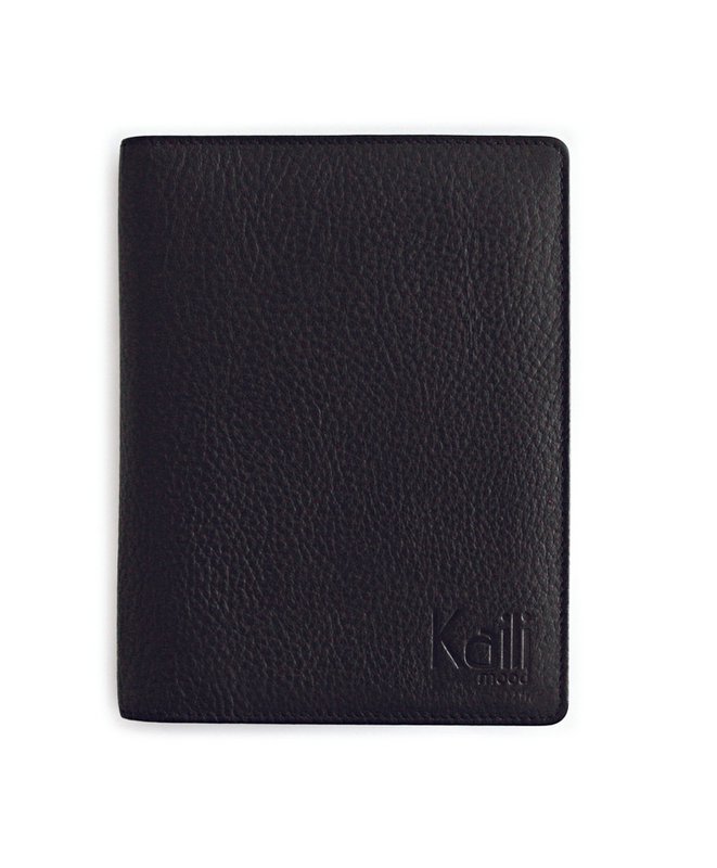 K0008AB | Porte-billet en cuir véritable pleine fleur, grain dollar. Mini fentes internes et passant pour stylo. Couleur noir Dimensions : 12 x 16 x 1 cm Conditionnement : sachet Tnt