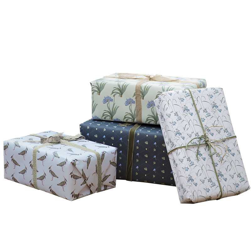 GIFTWRAPPING PAPER - BLOOMING SPRING - RECYCLE 4 SHEETS