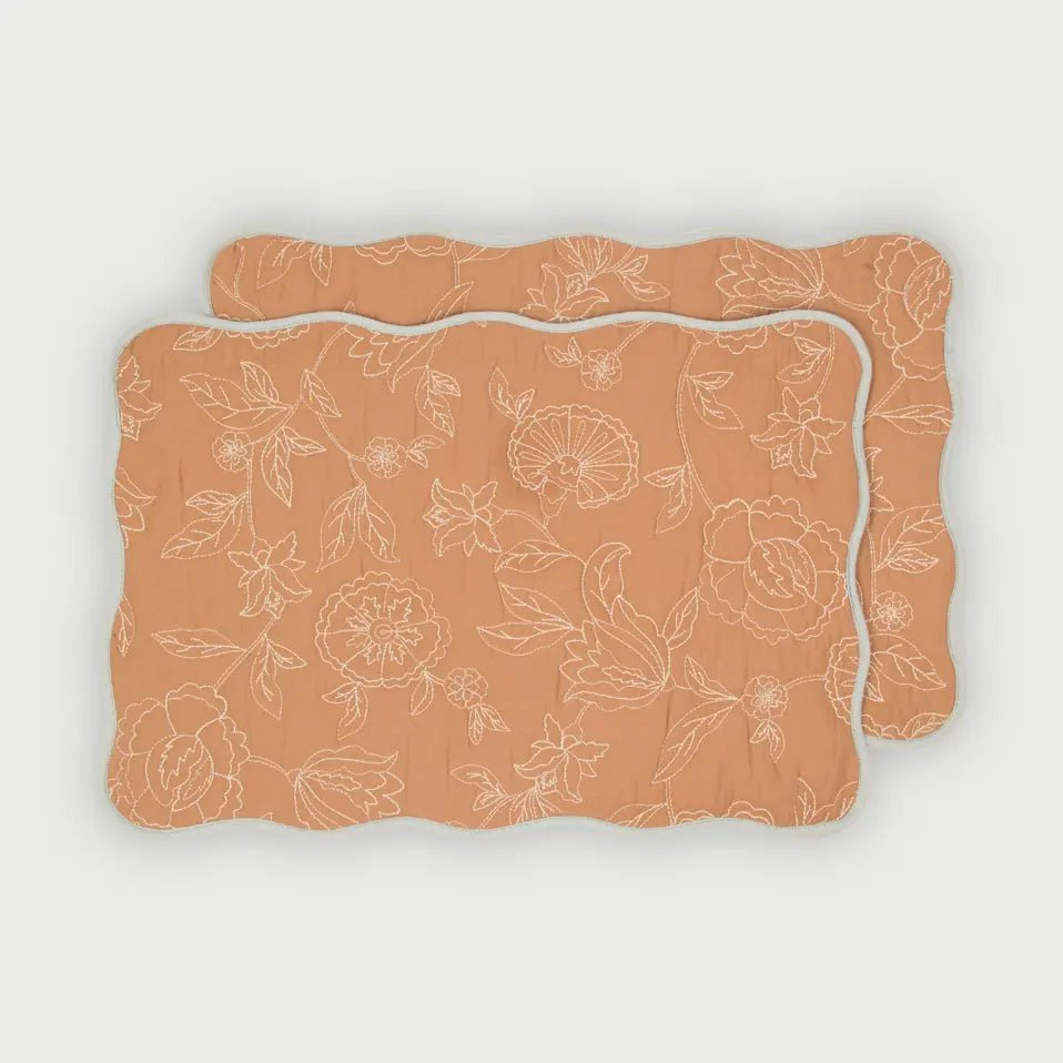 Tafelmat | Rosabelle Chintz Spice Scallop Matten-set van 2 van Sanctuary Living