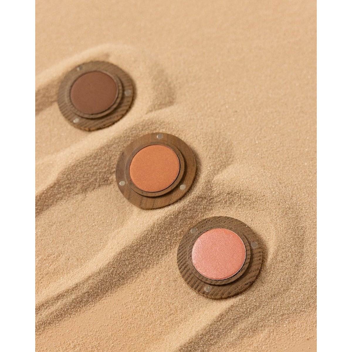 Blush de poudre végétalien - Look naturel et défini, boîtier en bois inclus