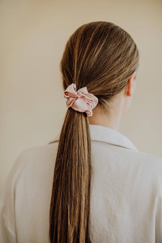 Silk Scrunchie L Størrelse Pink