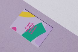 Colorful greeting cards with abstract geometric shapes in green, pink, and yellow. The cards feature the text "Klein Wonder, Groot Geluk!" which translates to "Small Wonder, Big Happiness!" in English.