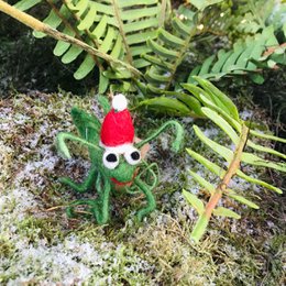 Handmade Felt Biodegradable Christmas Cricket Tree Hanging Decoration