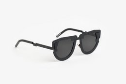 INTERFACE Black