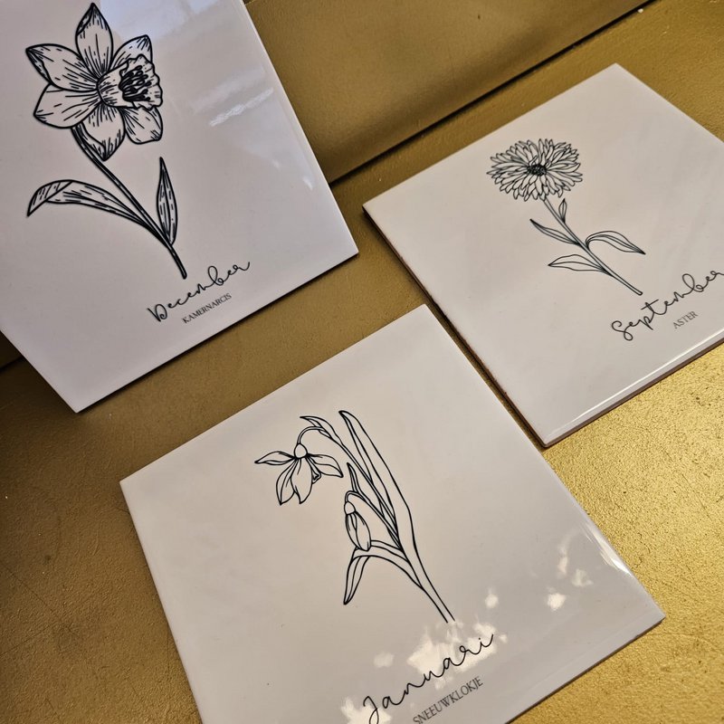 24 Plättchen mit Geburtsblumen (2 Stück pro Monat)