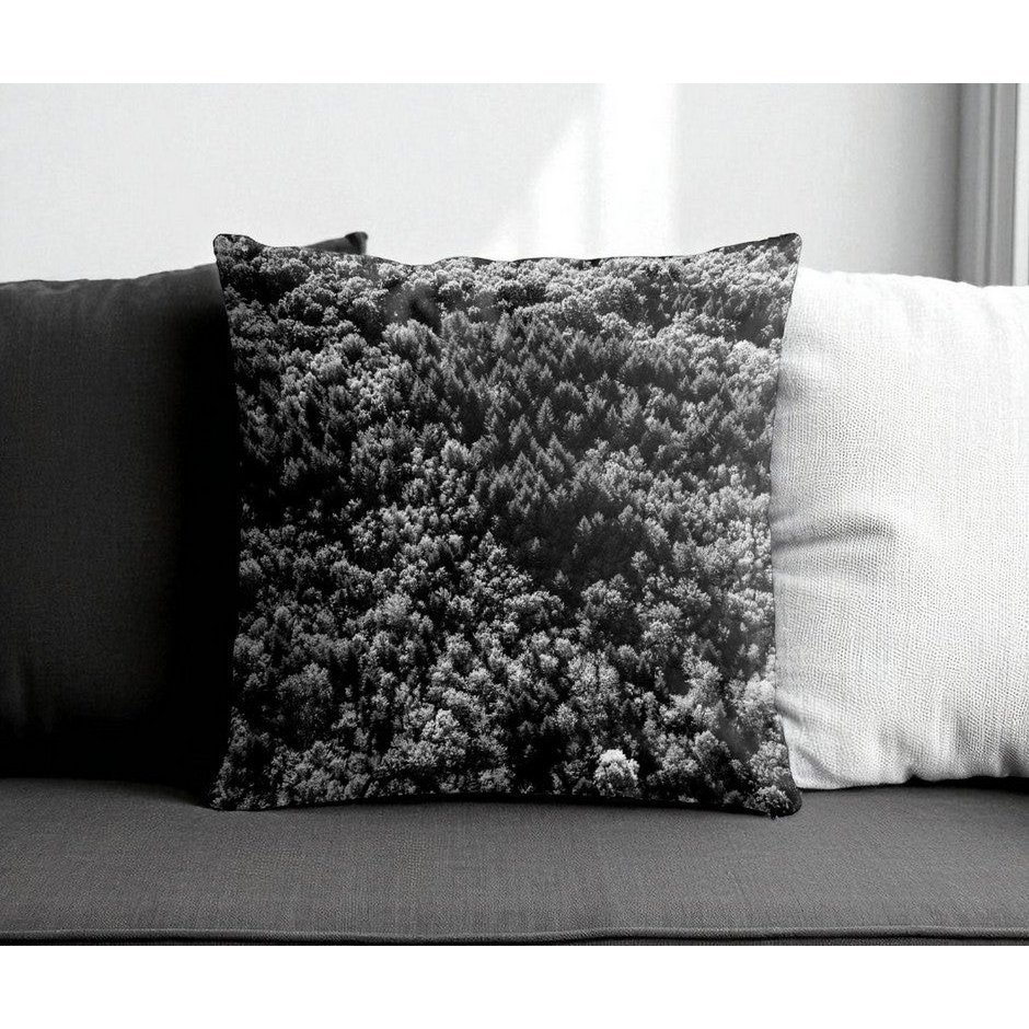 Housse de coussin – Forêt du Chablais Noir & Blanc – KaraDrone