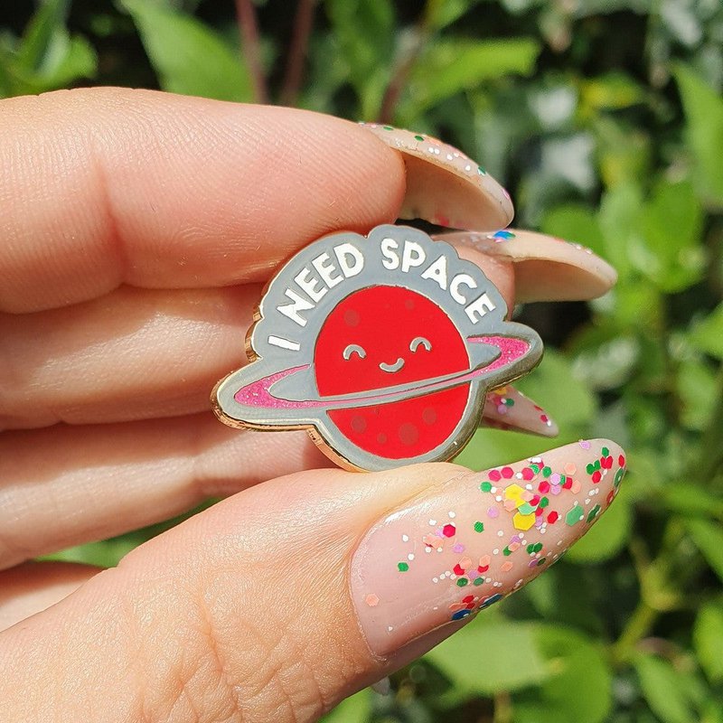 Pin I need space quote planeet rood