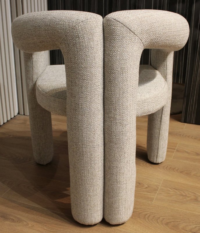 A&B Design spisestue stol japandi chenille sand hvid beige