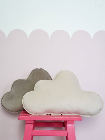 Samtwolkenkissen für Babyzimmer „Creme“