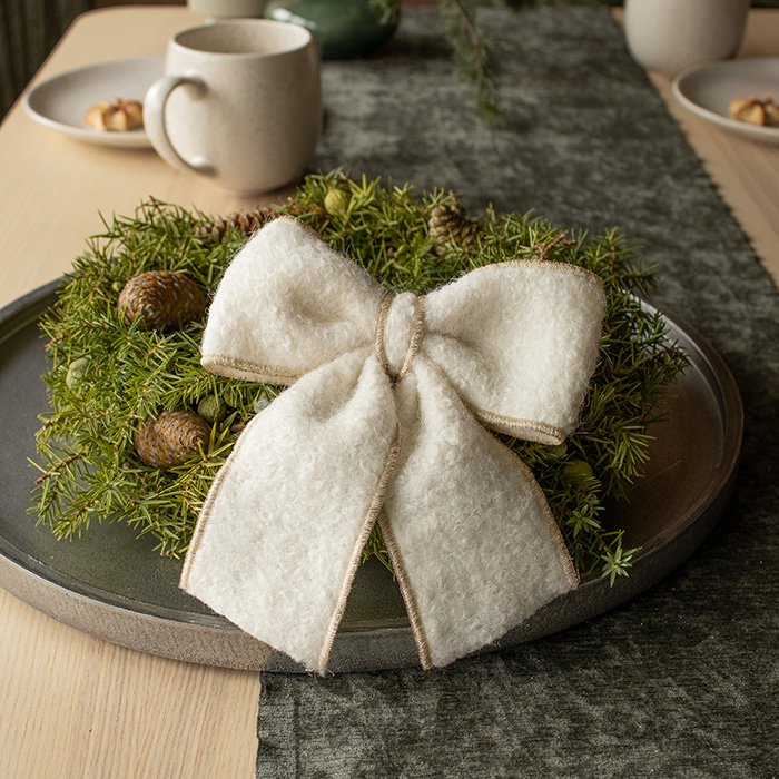 Decorative bows 2 pcs