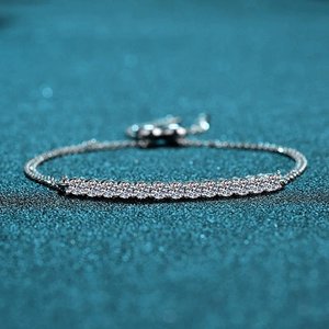 Schickes Moissanit-Lächeln-Armband
