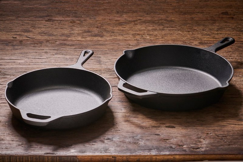 Skillet cast iron skillets 30 & 25 cm - 2 pcs