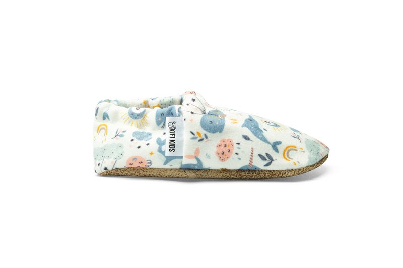 Buty dla niemowląt - wieloryby