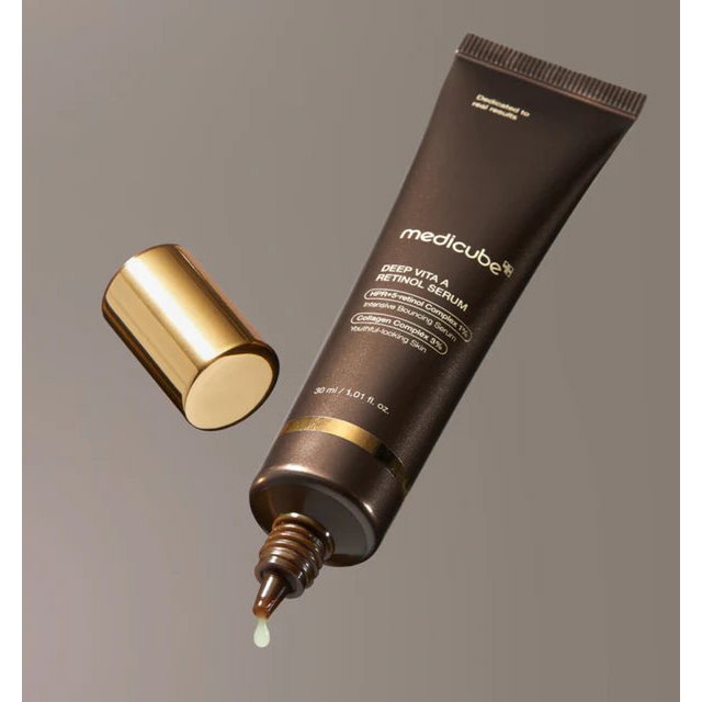 MEDICUBE – Suero de Noche Concentrado con Retinol Encapsulado 30ml
