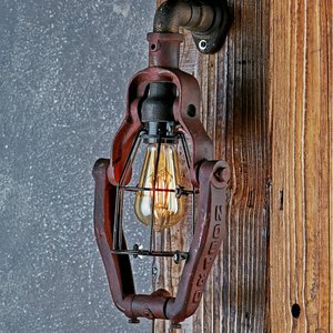 Elbow Dragon Wall Lamp