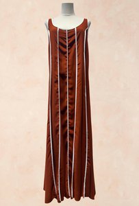 Robe longue sans manches à rayures contrastées