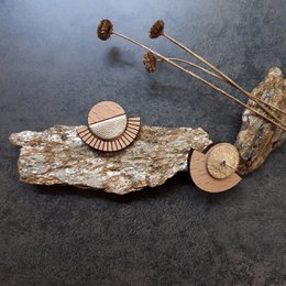 AZTEQUE gold earrings