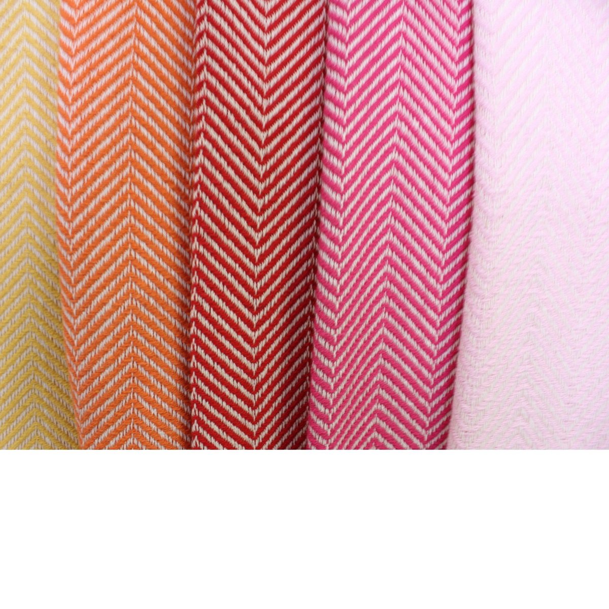 100% Luxurious Stripes ZigZag Cotton Blanket made in Portugal