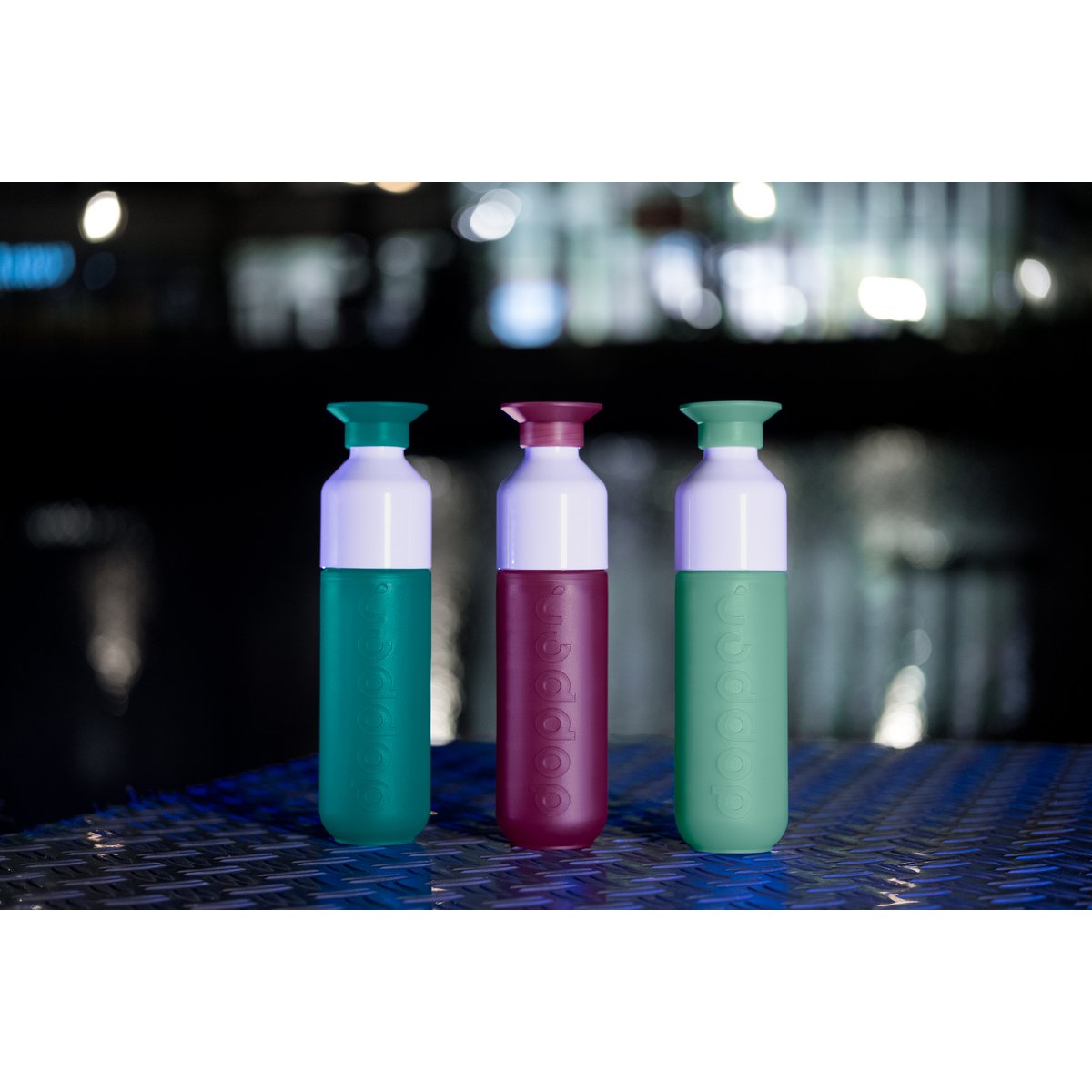 Botella de agua reutilizable Dopper Original - Caja de mezclas de colección Neon Light (4x3 piezas)