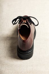 ODDA CASTAGNA BRUIN – Leren dikke loafers met Bambi-haardetail