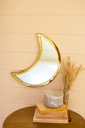 🌙 Brass Crescent Moon Mirror – Boho Wall decor