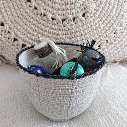 Petit pot Lyl blanc et noir
