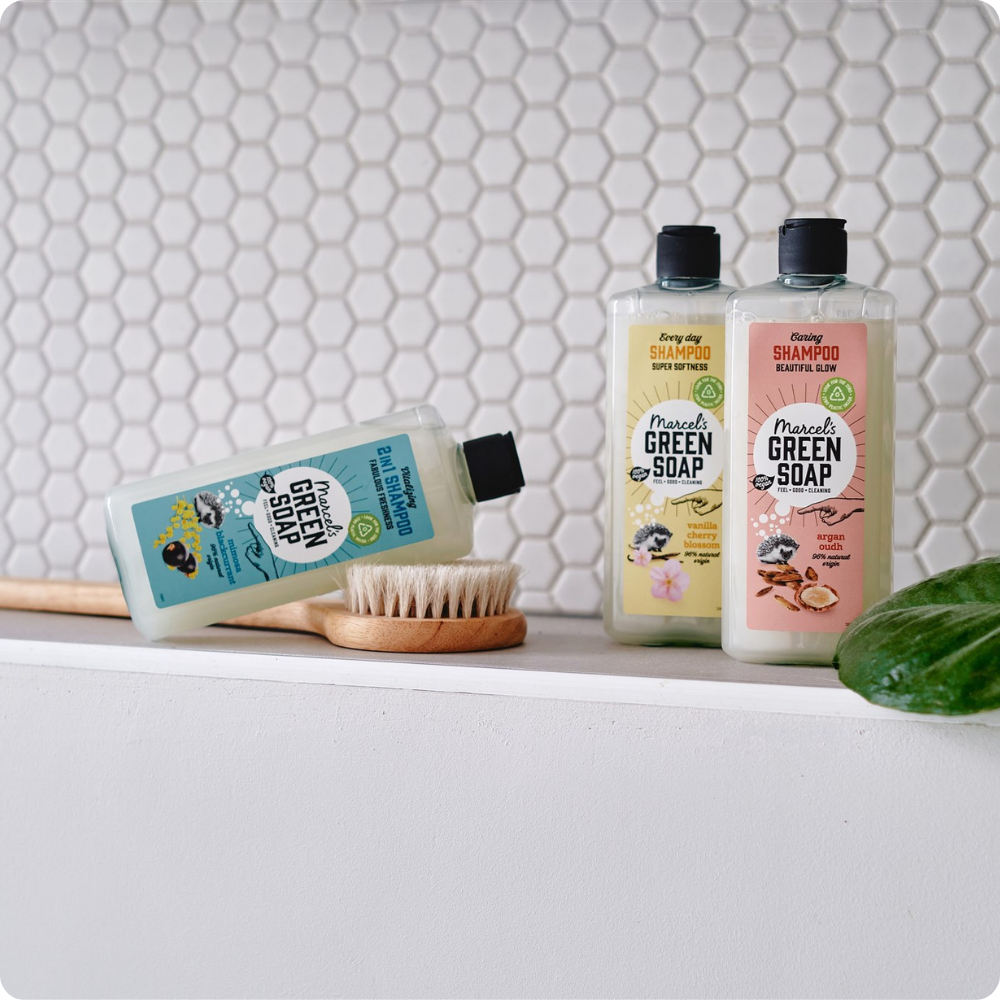 Opiekujący szampon Argan i Oudh
