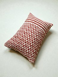 Heritage Line cushion - red - 40 x 60 cm