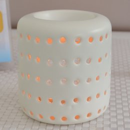 Quemador de Perfumes - Coliseo Blanco - Diseño y Forma Originales - Objeto Decorativo Aromaterapia - Portavelas Difusor de Aromas, Ceras Perfumadas