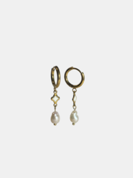 Quatrefoil Pearl Huggie Earrings