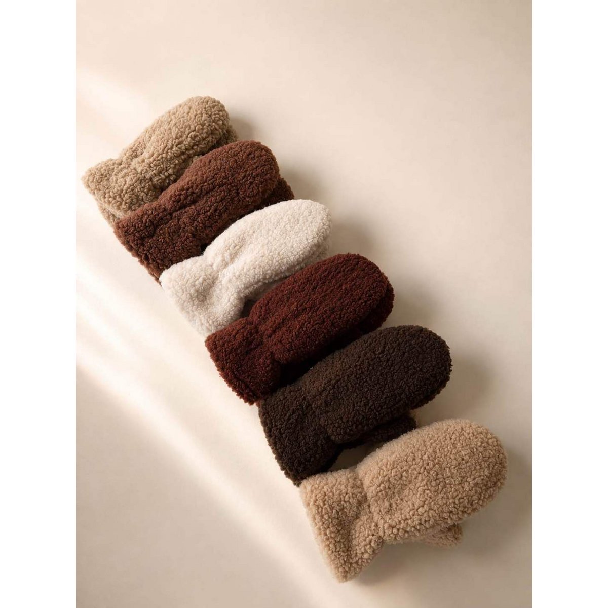 Weiche Teddy-Handschuhe