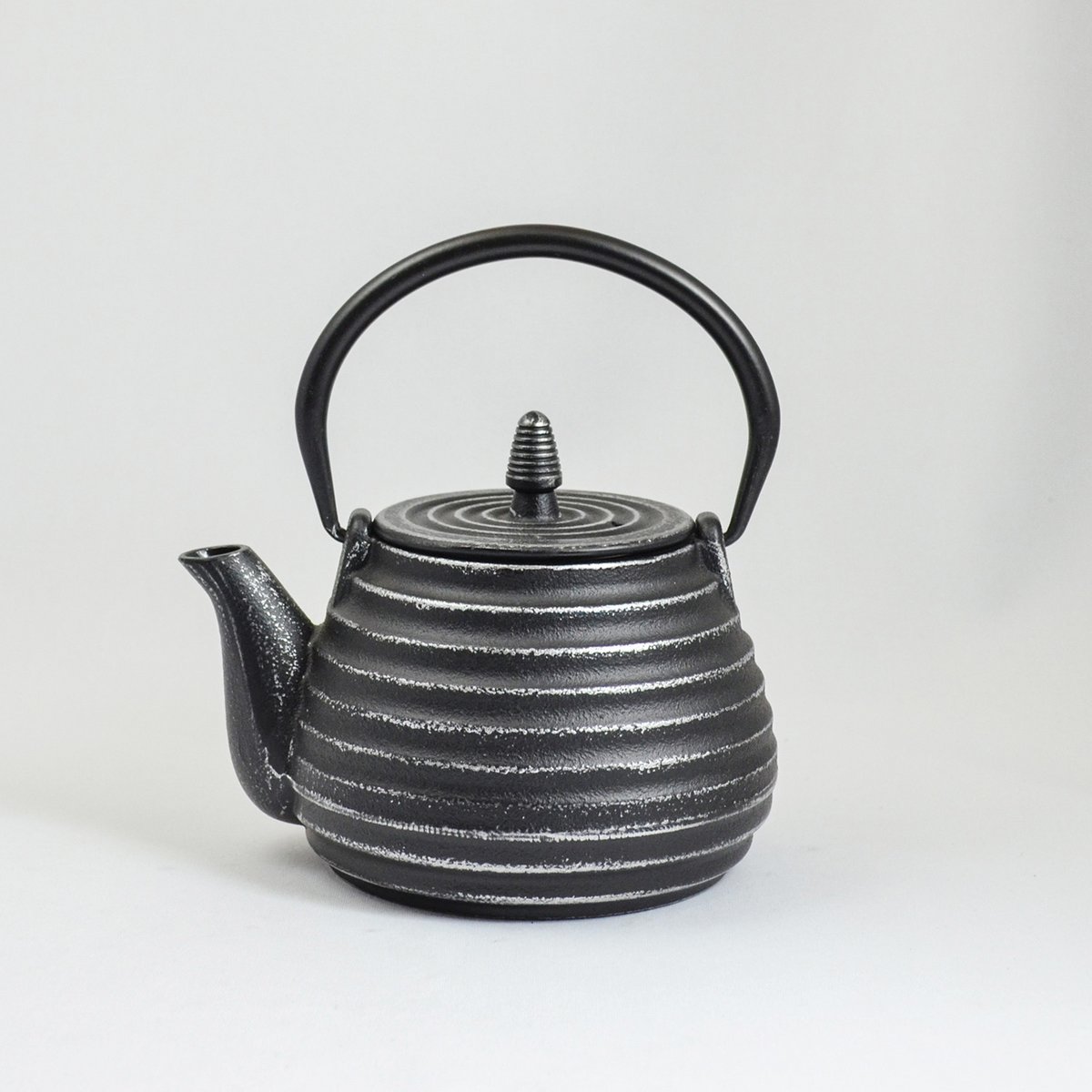 Cast Iron Teapot | iron jug | Tebie