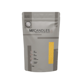 Honey-colored pillar candle in 250 GR and 500 GR sizes, with a simple and minimalist design.