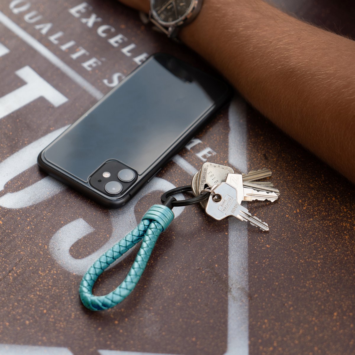 Keychain "Strong"