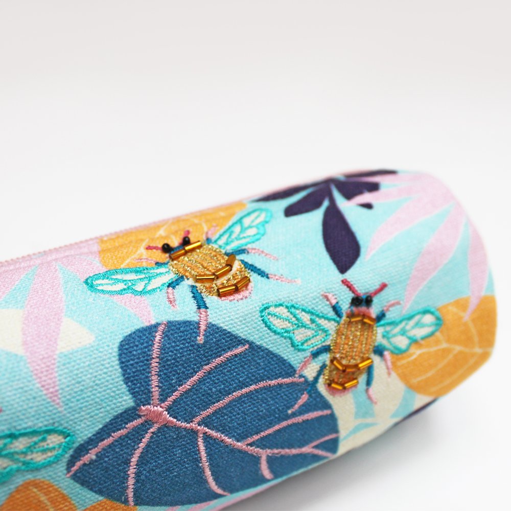 Pochette de luxe pour baril d'abeille