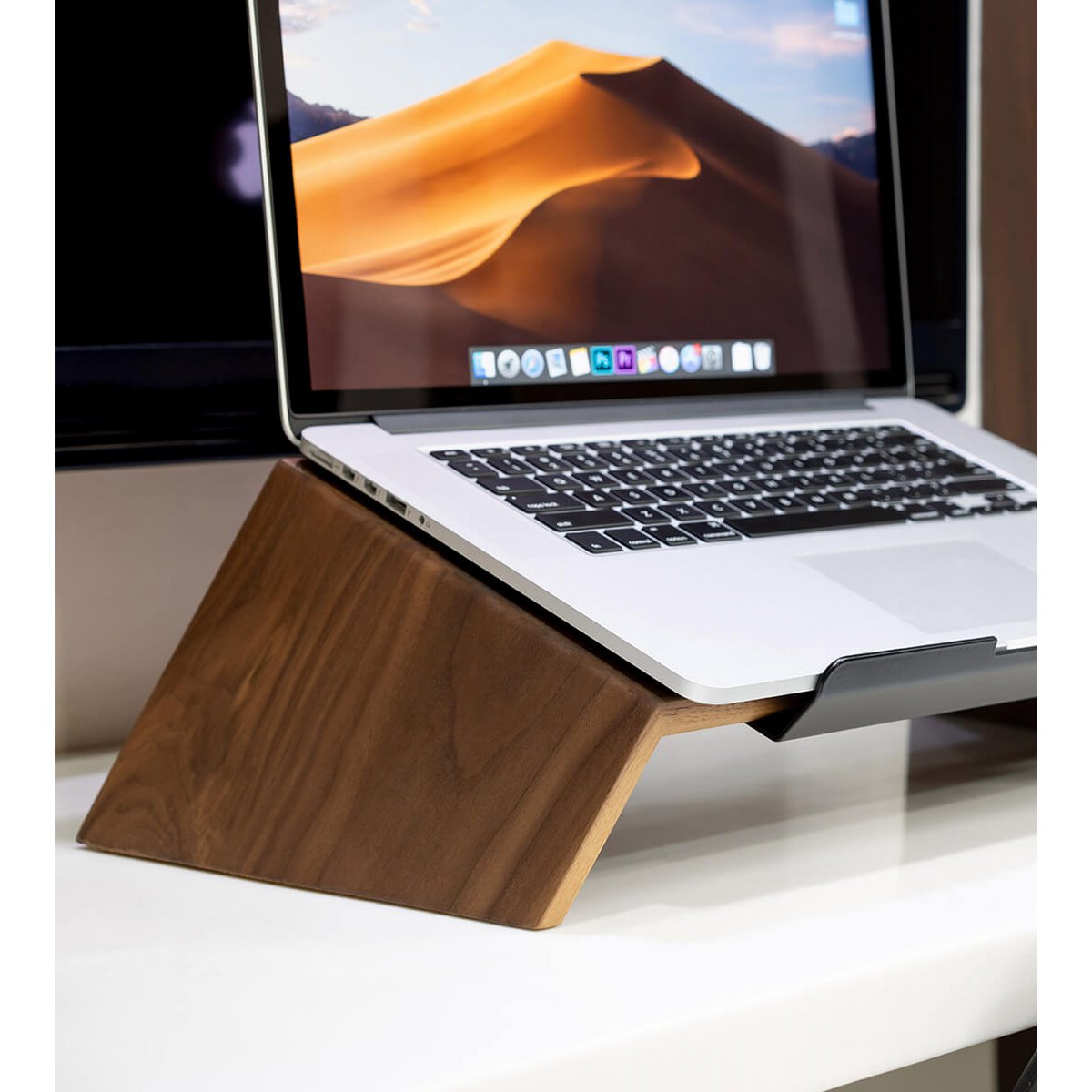 Stojak na laptopa