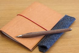 Mechanical pencil (lead pencil) 2mm made of walnut